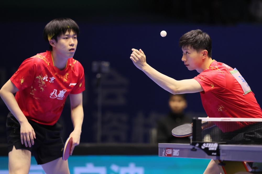 通过集体的 通过集体的